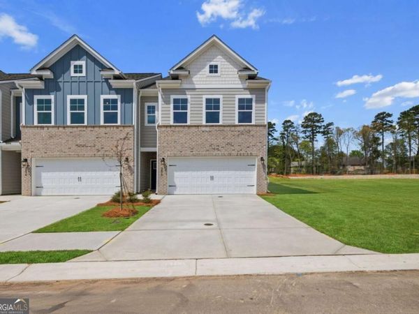 3647 Donovan Circle, Loganville, GA 30052