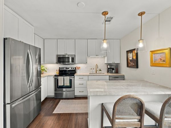 2115 Acklen Ave, Unit 6, Nashville, TN 37212