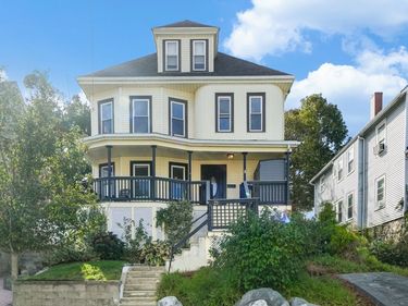 23 Sagamore, Winthrop, MA 02152