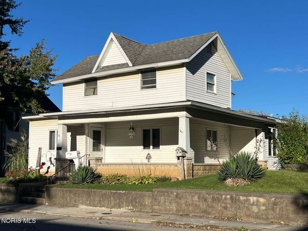 211 S Main Street , North Baltimore, OH 45872