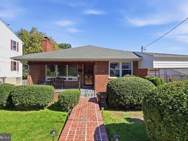 1935 S KENMORE , ARLINGTON, VA 22204