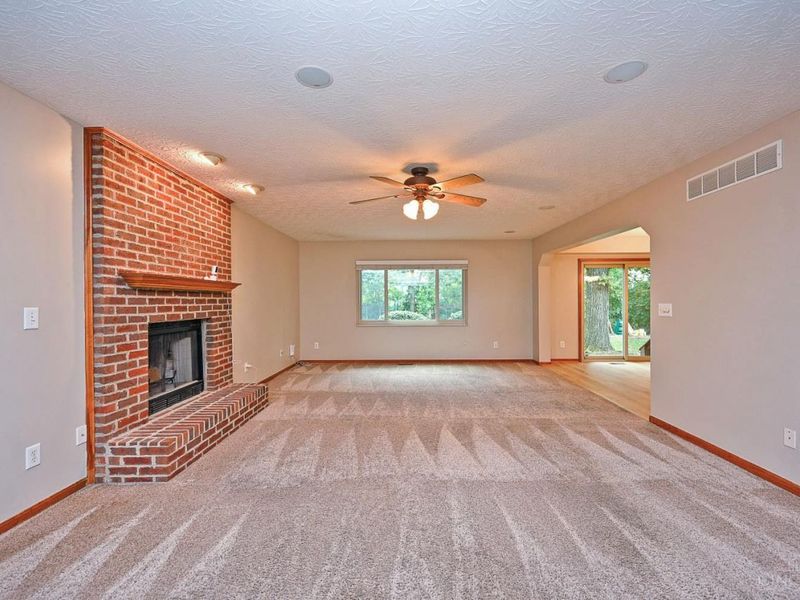 6054 Dunmore Drive, West Chester, OH 45069 Photo 10