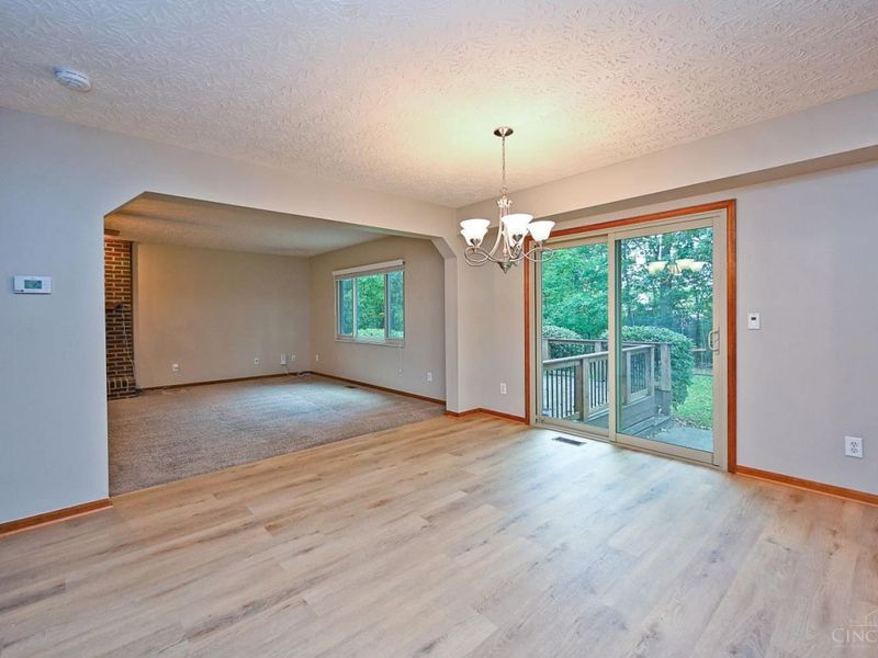 6054 Dunmore Drive, West Chester, OH 45069 Photo 15