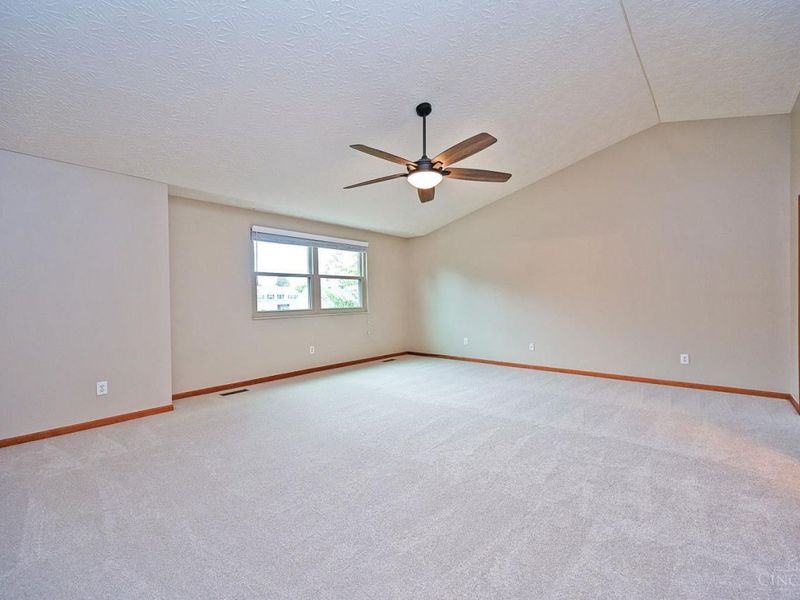 6054 Dunmore Drive, West Chester, OH 45069 Photo 24