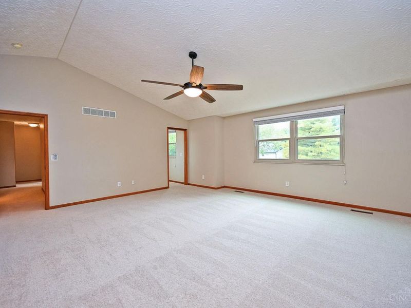 6054 Dunmore Drive, West Chester, OH 45069 Photo 26