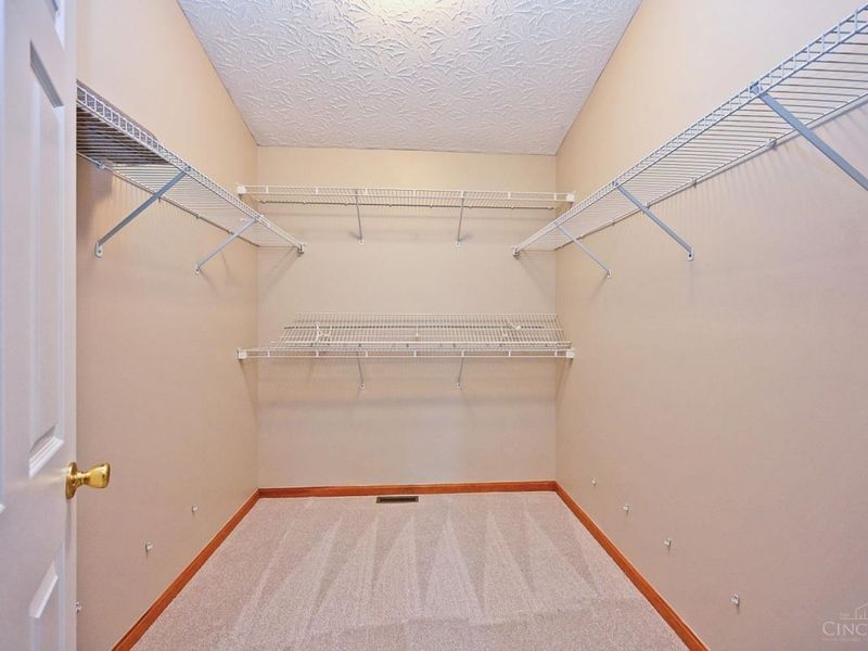 6054 Dunmore Drive, West Chester, OH 45069 Photo 27