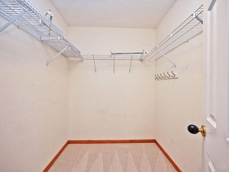 6054 Dunmore Drive, West Chester, OH 45069 Photo 37