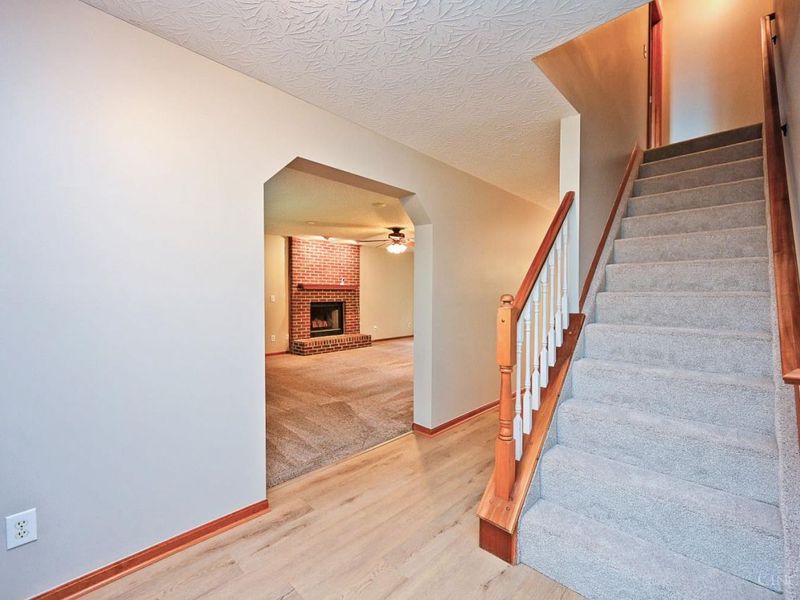6054 Dunmore Drive, West Chester, OH 45069 Photo 9