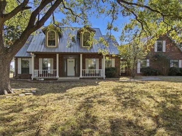 3686 Fm 100 , Honey Grove, TX 75446