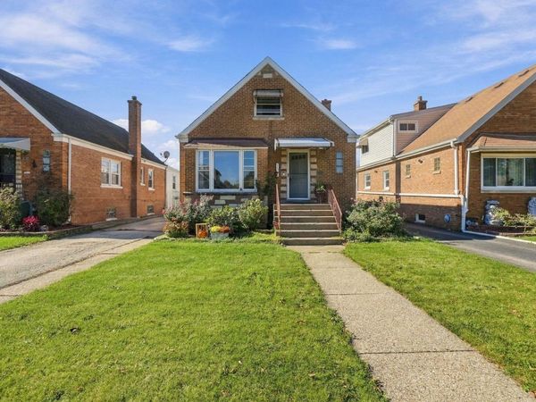 4134 Atlantic Avenue , Schiller Park, IL 60176