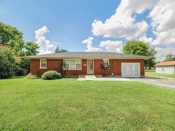 112 Green Street , Horse Cave, KY 42749