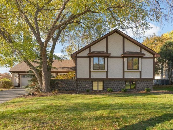 14315 Wedgeway Court, Eden Prairie, MN 55346