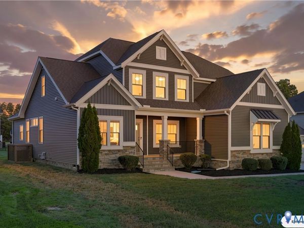 11936 Helmway Court , Chester, VA 23839