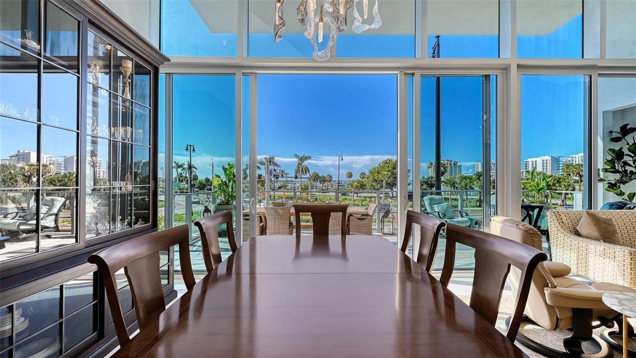 1155 N Gulfstream Avenue, Unit 207, Sarasota, FL 34236 Photo