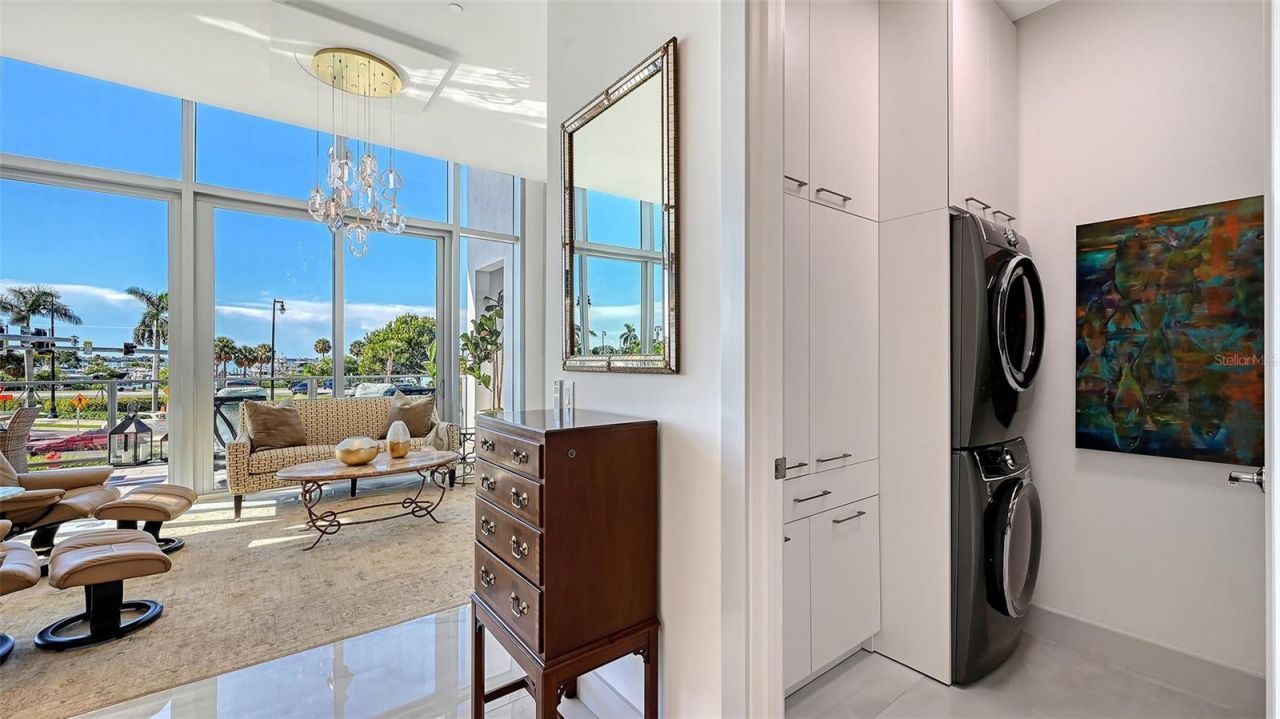 1155 N Gulfstream Avenue, Unit 207, Sarasota, FL 34236 Photo