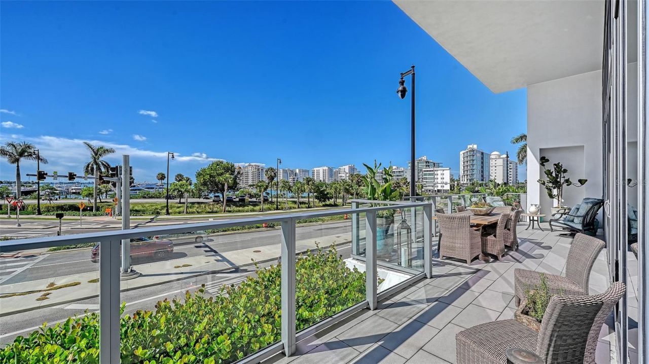 1155 N Gulfstream Avenue, Unit 207, Sarasota, FL 34236 Photo