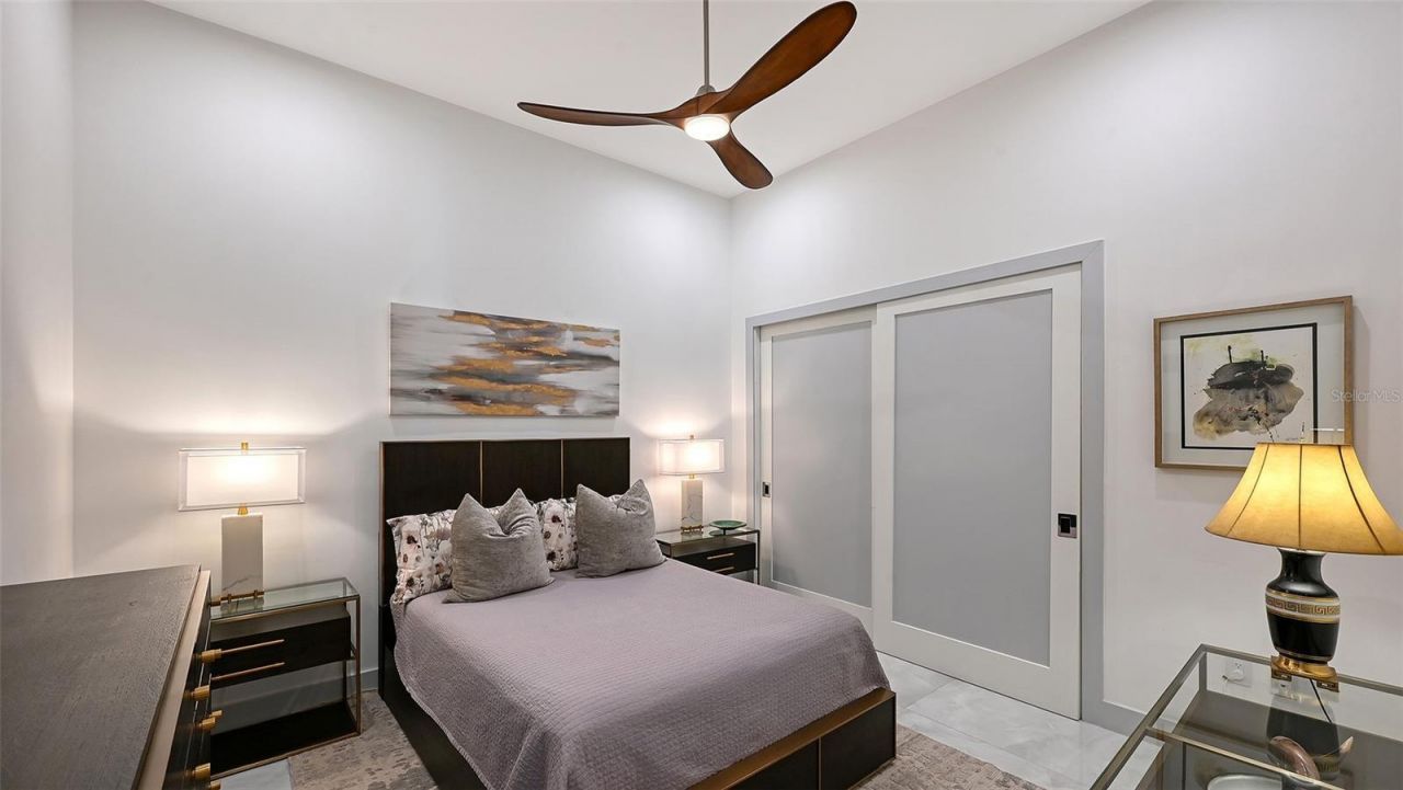1155 N Gulfstream Avenue, Unit 207, Sarasota, FL 34236 Photo