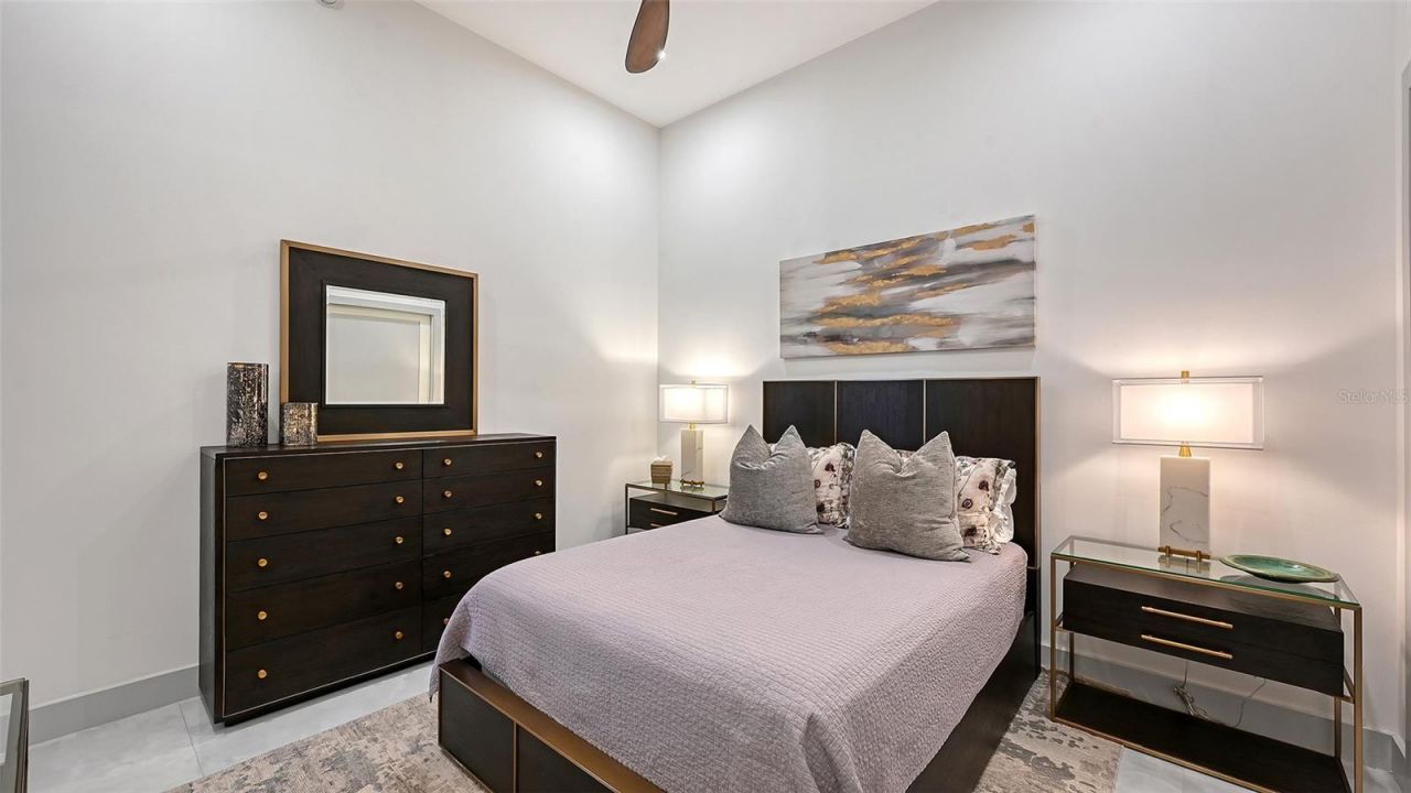 1155 N Gulfstream Avenue, Unit 207, Sarasota, FL 34236 Photo