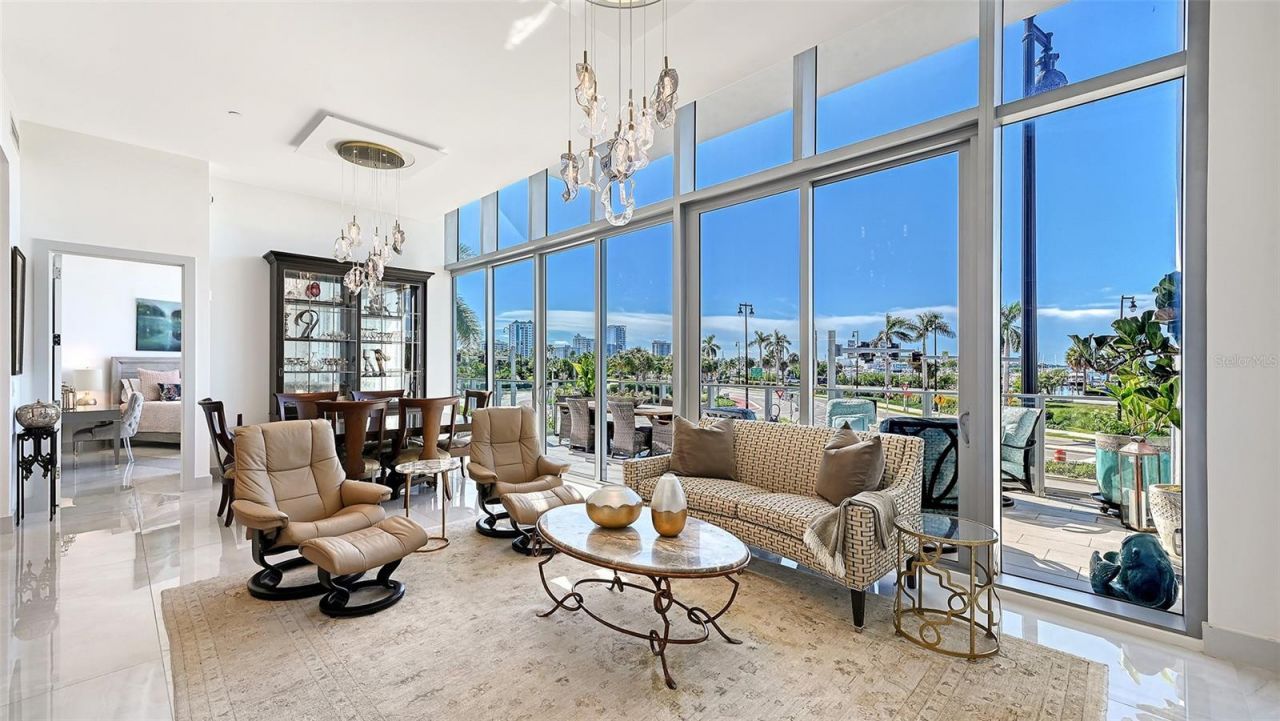 1155 N Gulfstream Avenue, Unit 207, Sarasota, FL 34236 Photo