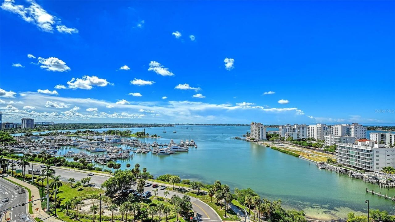 1155 N Gulfstream Avenue, Unit 207, Sarasota, FL 34236 Photo