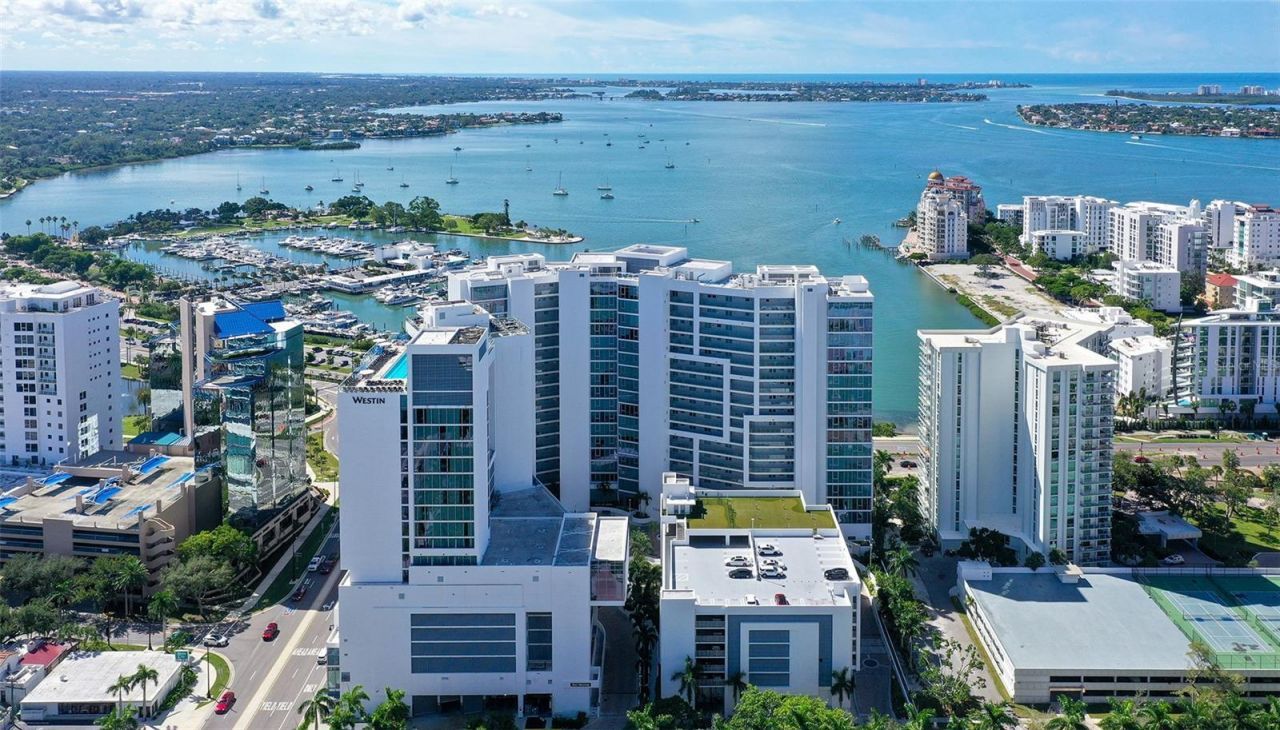 1155 N Gulfstream Avenue, Unit 207, Sarasota, FL 34236 Photo