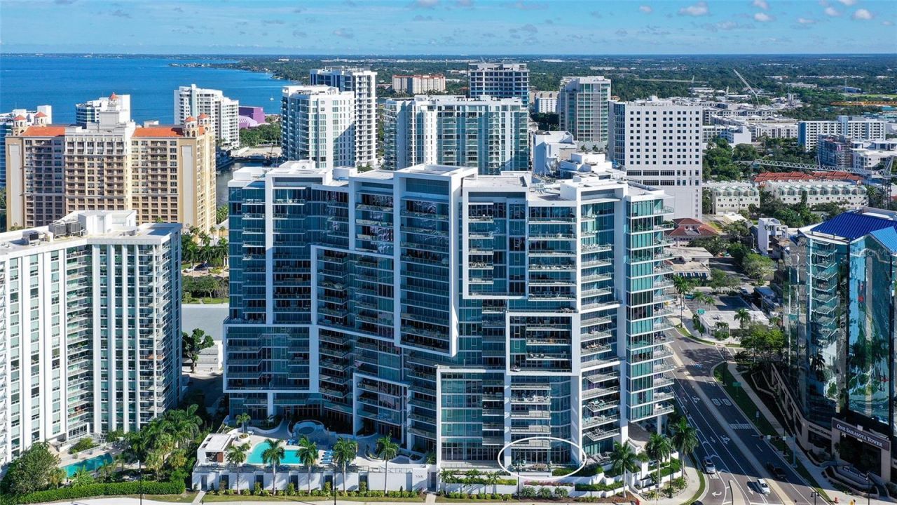 1155 N Gulfstream Avenue, Unit 207, Sarasota, FL 34236 Photo