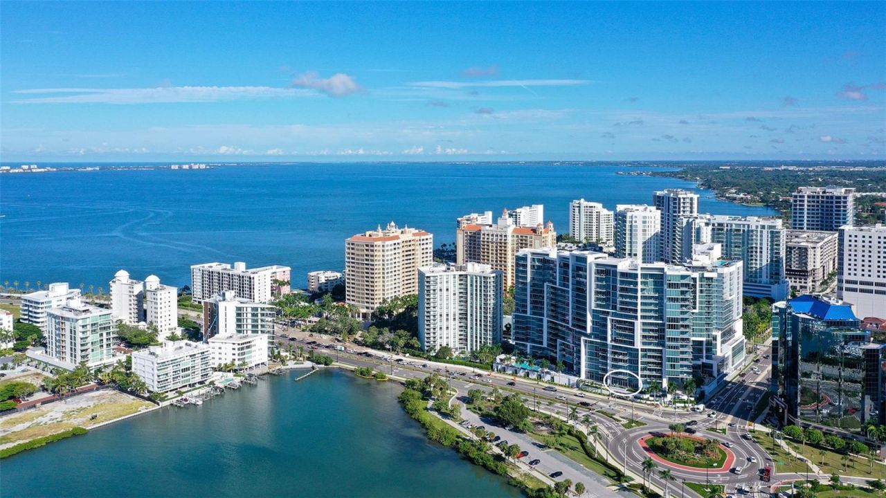 1155 N Gulfstream Avenue, Unit 207, Sarasota, FL 34236 Photo