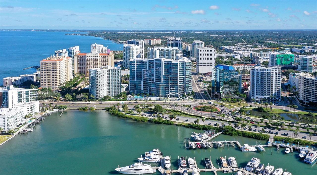1155 N Gulfstream Avenue, Unit 207, Sarasota, FL 34236 Photo