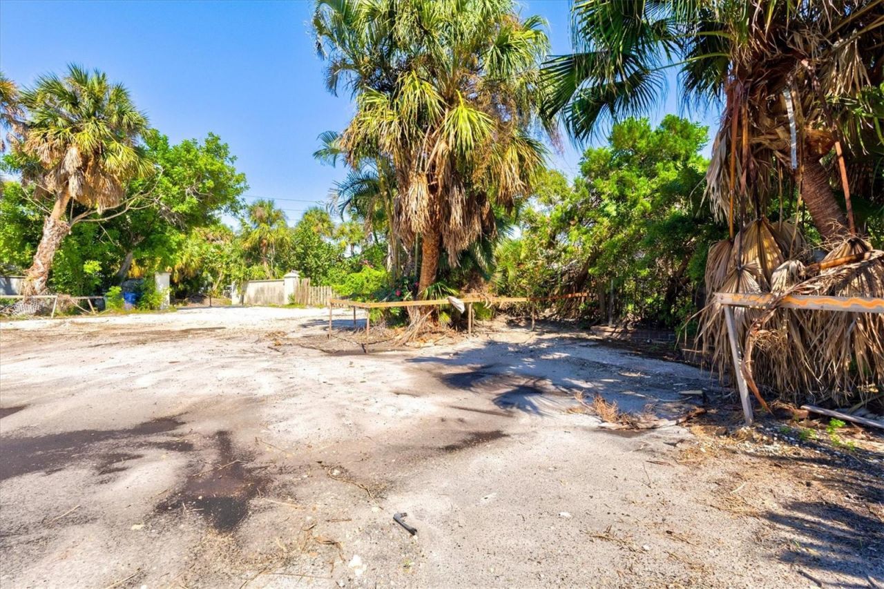 4805 Ocean Boulevard , Sarasota, FL 34242 Photo