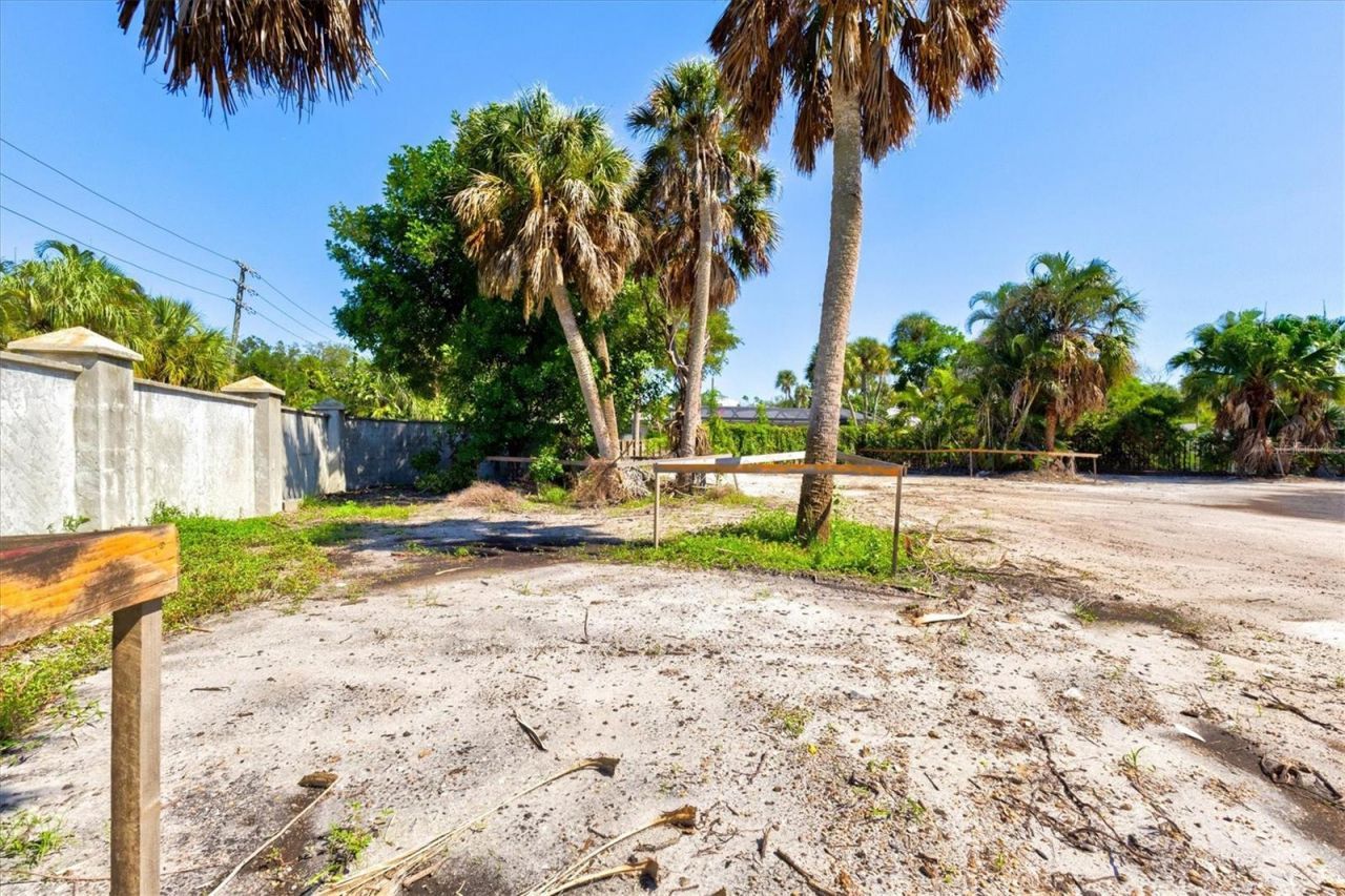 4805 Ocean Boulevard , Sarasota, FL 34242 Photo