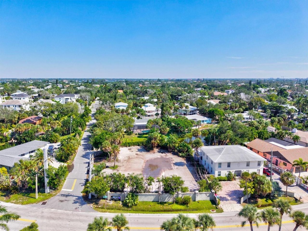 4805 Ocean Boulevard , Sarasota, FL 34242 Photo