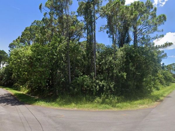 VINELAND AVENUE , NORTH PORT, FL 34286