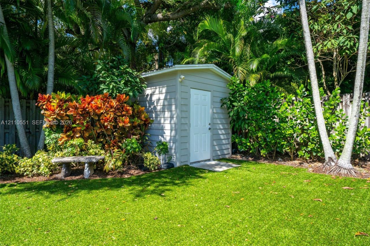 9330 SW 71st Ave, Pinecrest, FL 33156 Photo