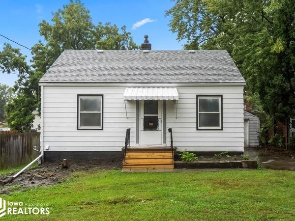 3250 Kinsey Avenue, Des Moines, IA 50317
