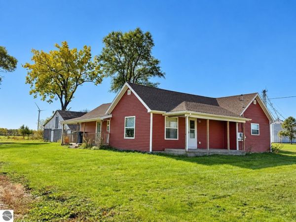 11326 Monroe Road E, Merrill, MI 48637