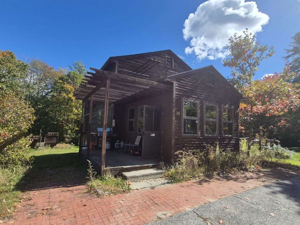 89 Stowe Mountain Road, Hillsborough, NH 03244