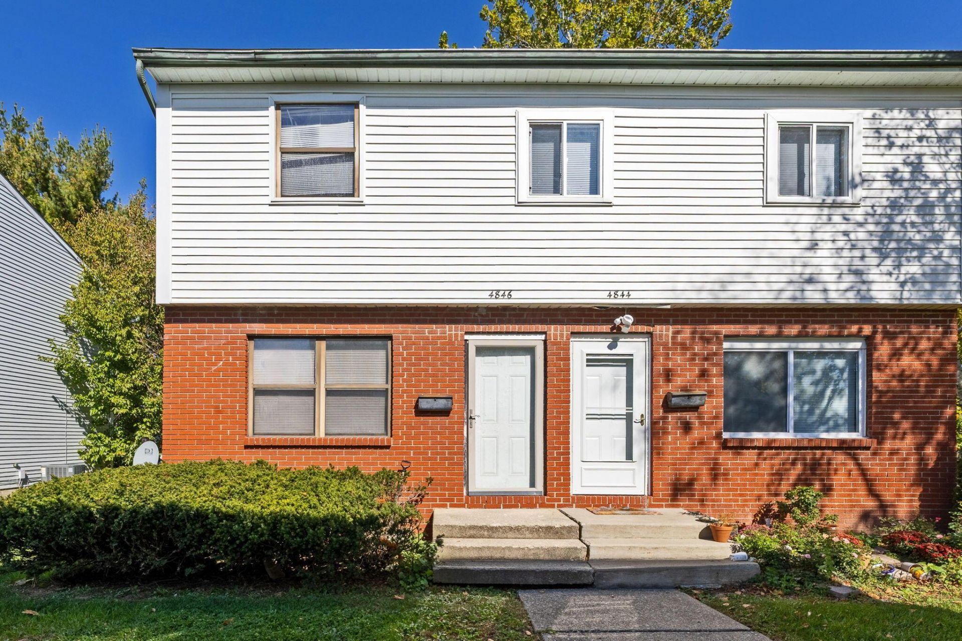 4846 Snowbird Circle, Unit 15A, Columbus, OH 43229 Main Photo