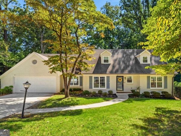 795 Spalding Drive, Sandy Springs, GA 30328