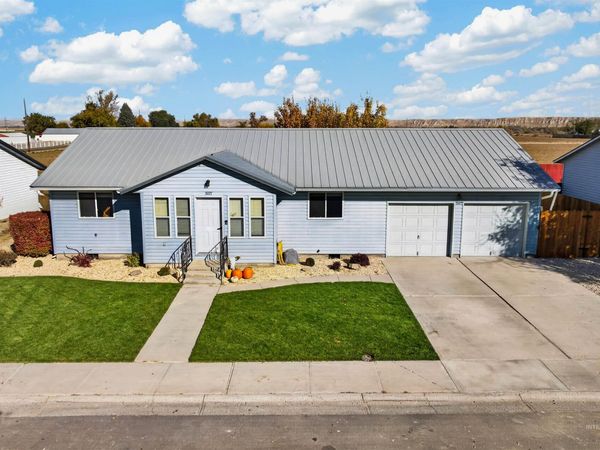 307 Pine St, New Plymouth, ID 83655