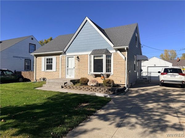 136 Cleveland Drive, Buffalo, NY 14223