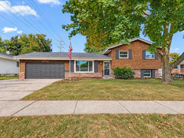 2118 Canary STREET, West Bend, WI 53090