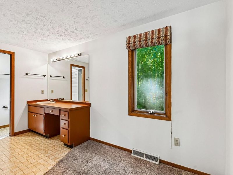 116 Westchester Dr., Amherst, OH 44001 Photo 20