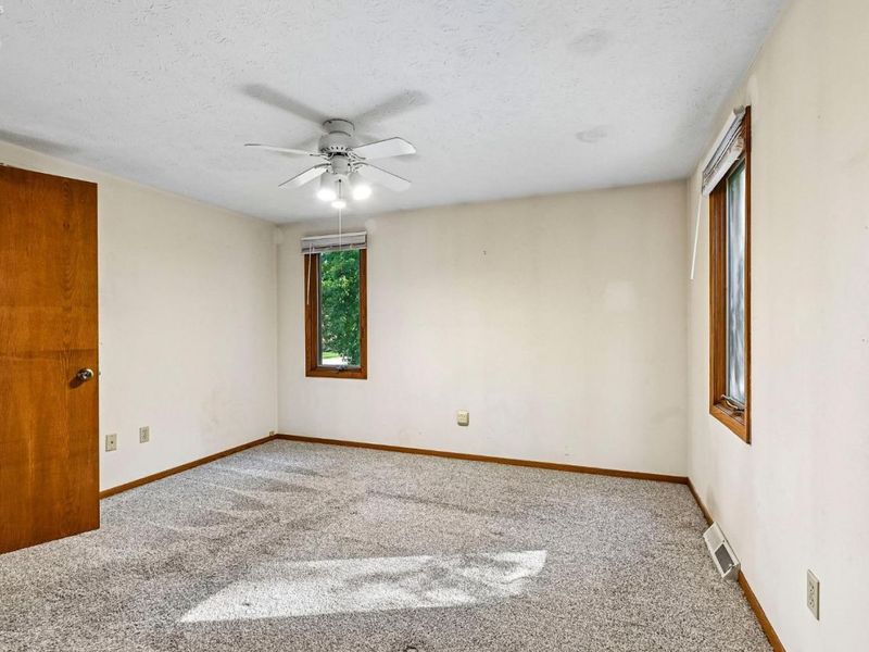 116 Westchester Dr., Amherst, OH 44001 Photo 24