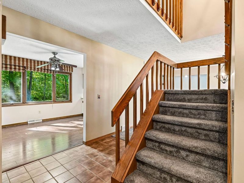 116 Westchester Dr., Amherst, OH 44001 Photo 3