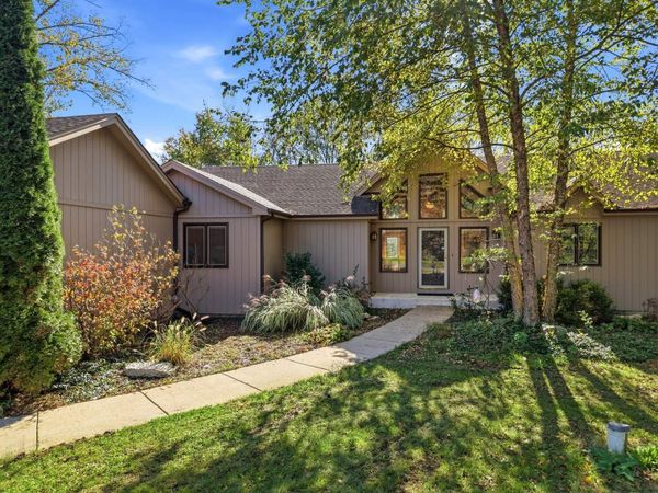 38W201 HAWKINS Lane , St. Charles, IL 60175