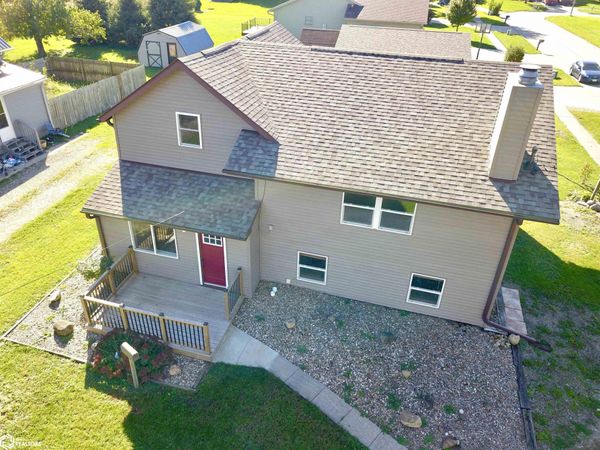 1528 Davis Avenue, Grinnell, IA 50112