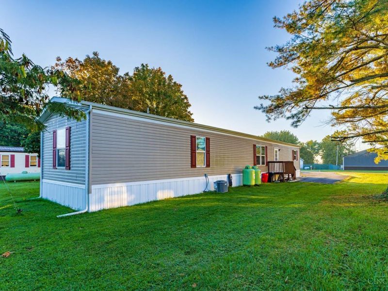 6649 Wizard Of Oz Way, Hillsboro, OH 45133 Photo 32