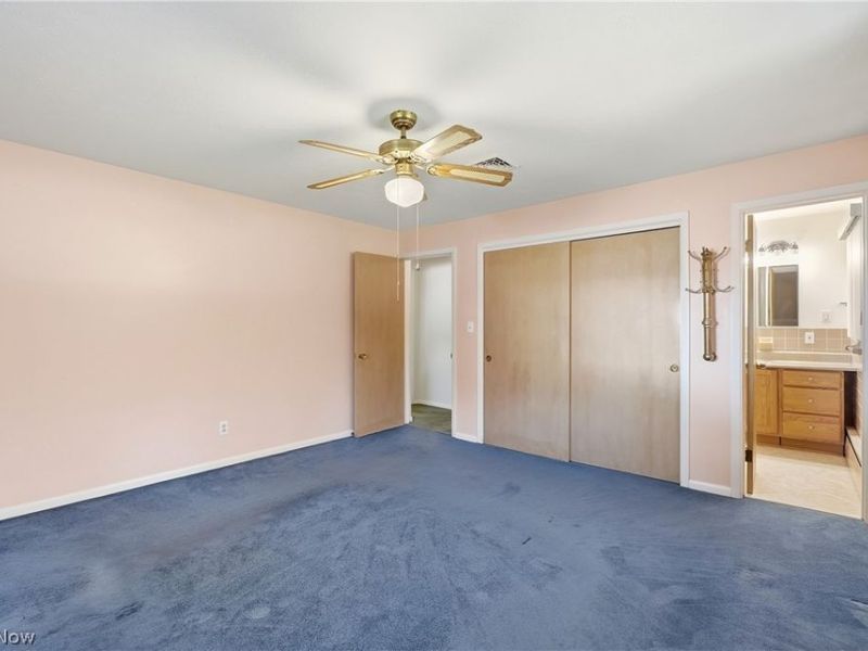 5071 Evergreen Drive, North Olmsted, OH 44070 Photo 19