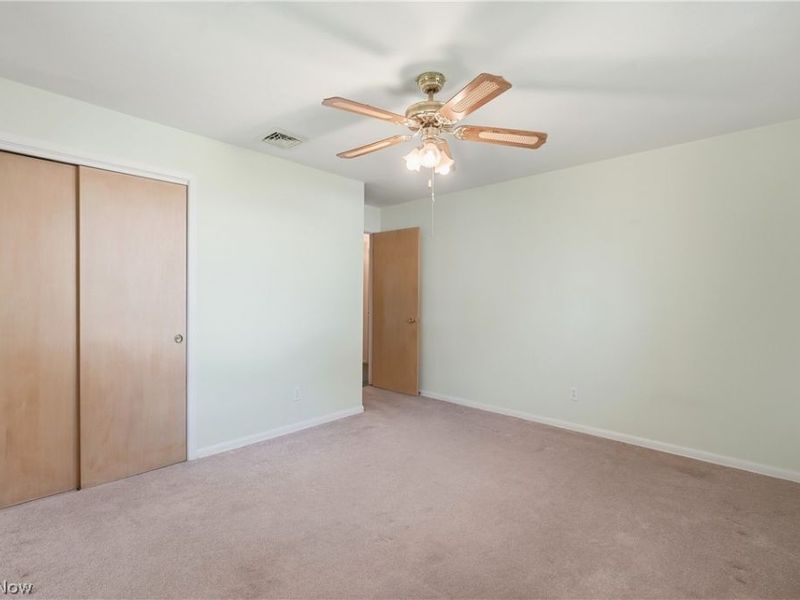 5071 Evergreen Drive, North Olmsted, OH 44070 Photo 21