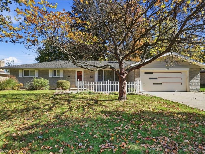 5071 Evergreen Drive, North Olmsted, OH 44070 Photo 3